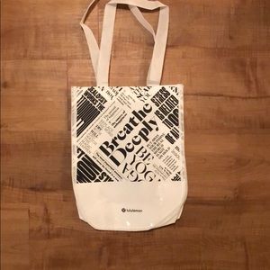 Lululemon bag